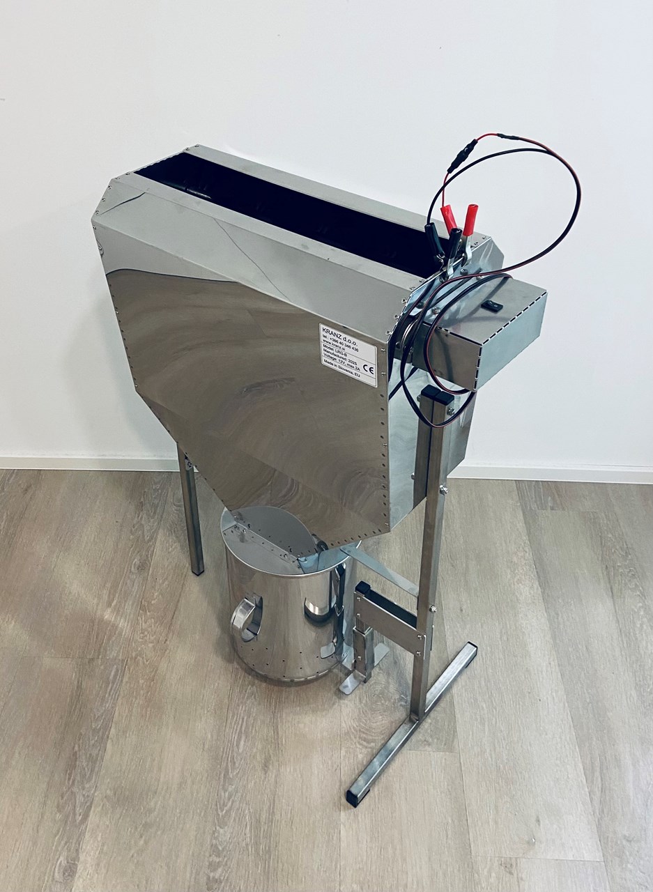 Bienenabkehrgerät 50 cm mit Fußpedal für Magazinbeuten